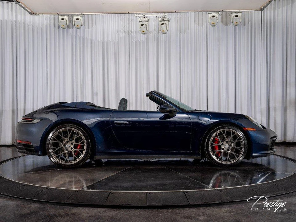 2021 Porsche 992 Carrera 4S - Image 18 of 31
