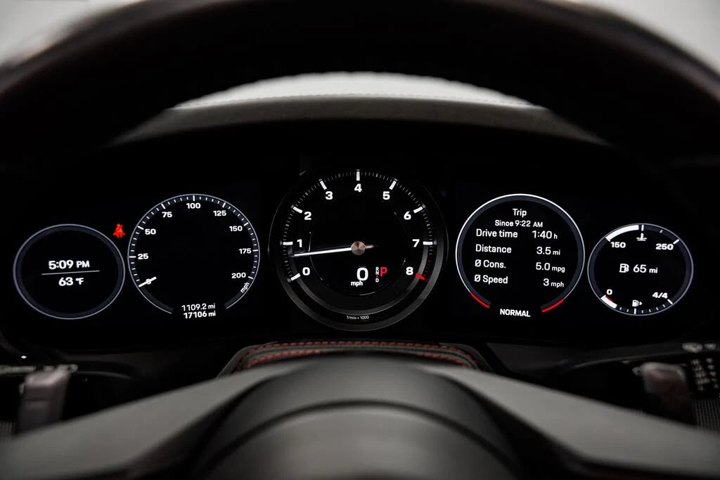 2021 Porsche 992 Carrera 4S - Image 11 of 31