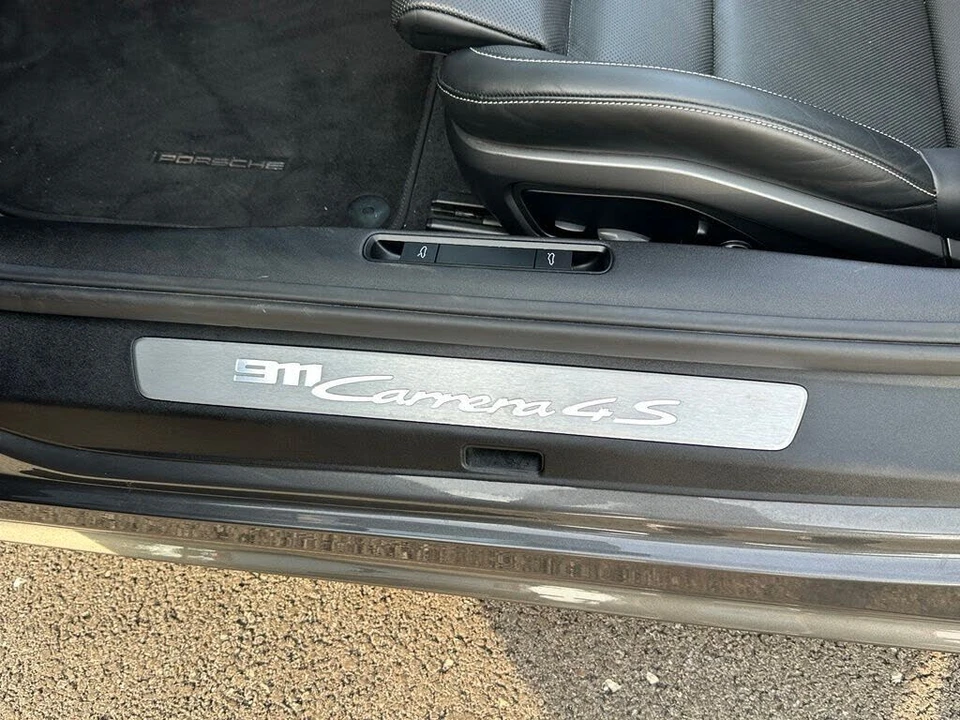2021 Porsche 992 Carrera 4S - Image 29 of 31
