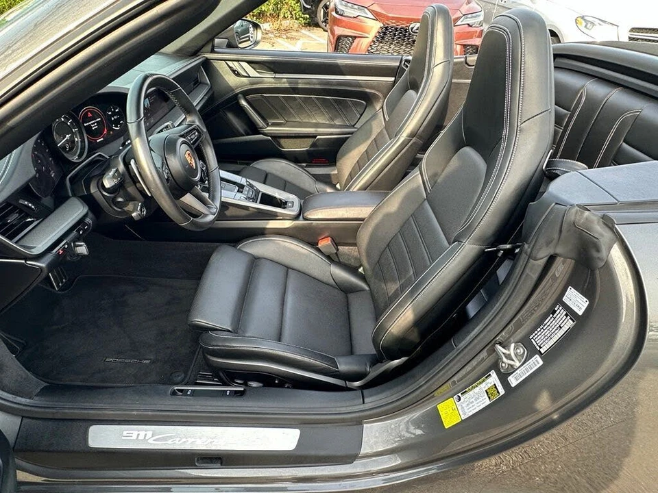 2021 Porsche 992 Carrera 4S - Image 27 of 31