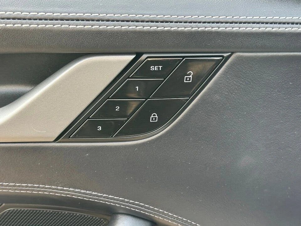 2021 Porsche 992 Carrera 4S - Image 23 of 31