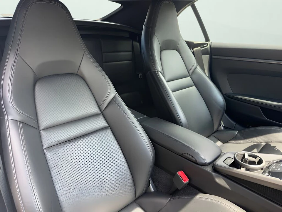 2021 Porsche 992 Carrera 4S - Image 30 of 31