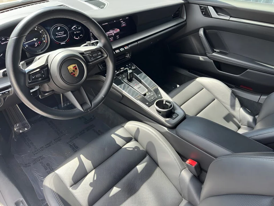 2021 Porsche 992 Carrera 4S - Image 12 of 31