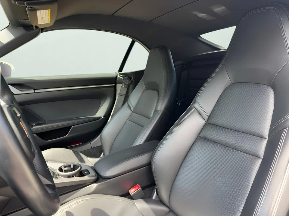 2021 Porsche 992 Carrera 4S - Image 11 of 31