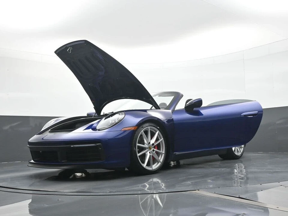 2021 Porsche 992 Carrera 4S - Image 27 of 30