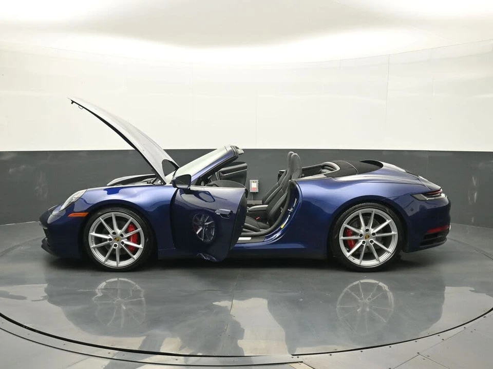 2021 Porsche 992 Carrera 4S - Image 26 of 30