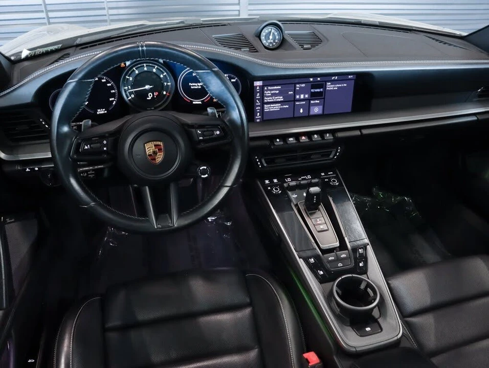 2021 Porsche 992 Carrera 4S - Image 21 of 31