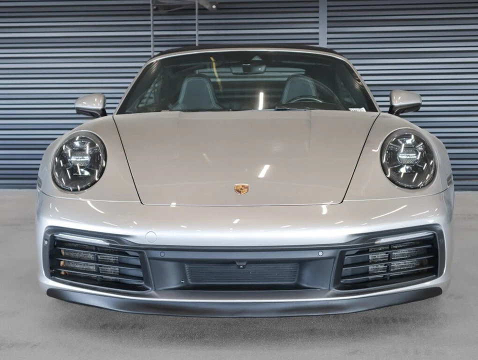 2021 Porsche 992 Carrera 4S - Image 8 of 31