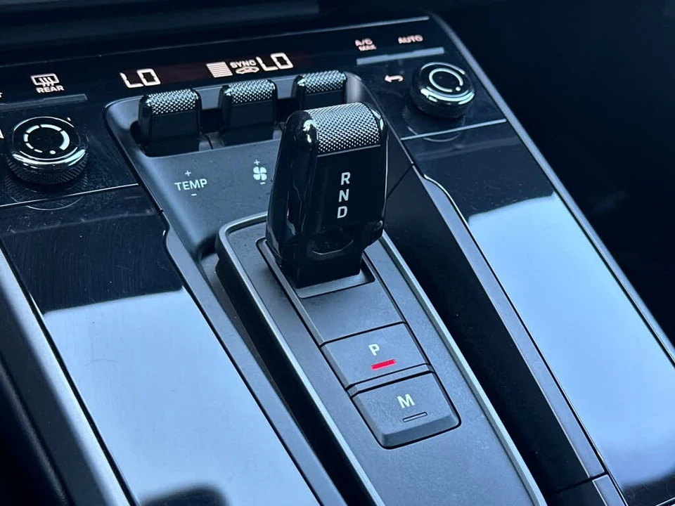 2021 Porsche 992 Carrera 4S - Image 20 of 29
