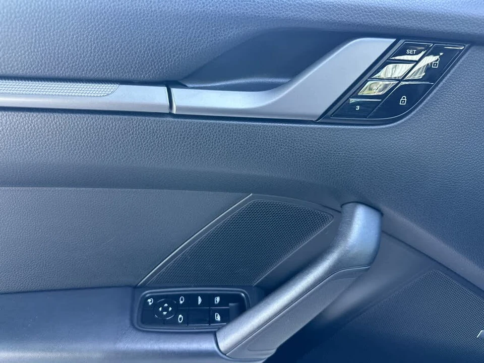 2021 Porsche 992 Carrera 4S - Image 11 of 29