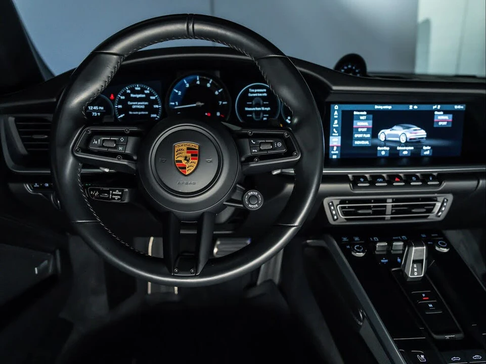 2021 Porsche 992 Carrera 4S - Image 26 of 31