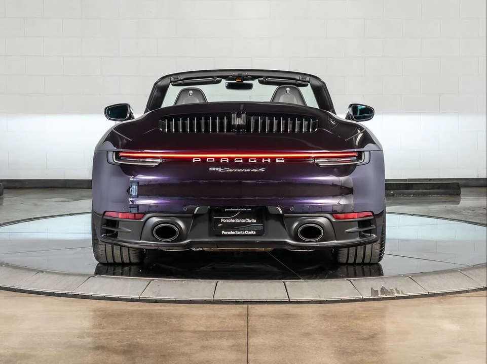 2021 Porsche 992 Carrera 4S - Image 10 of 31
