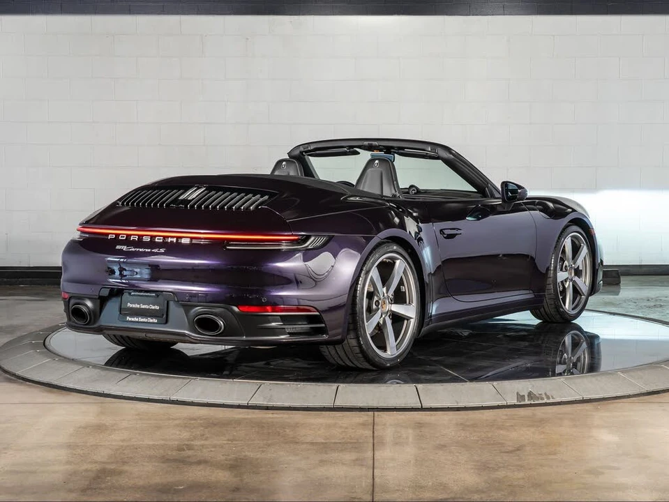 2021 Porsche 992 Carrera 4S - Image 9 of 31