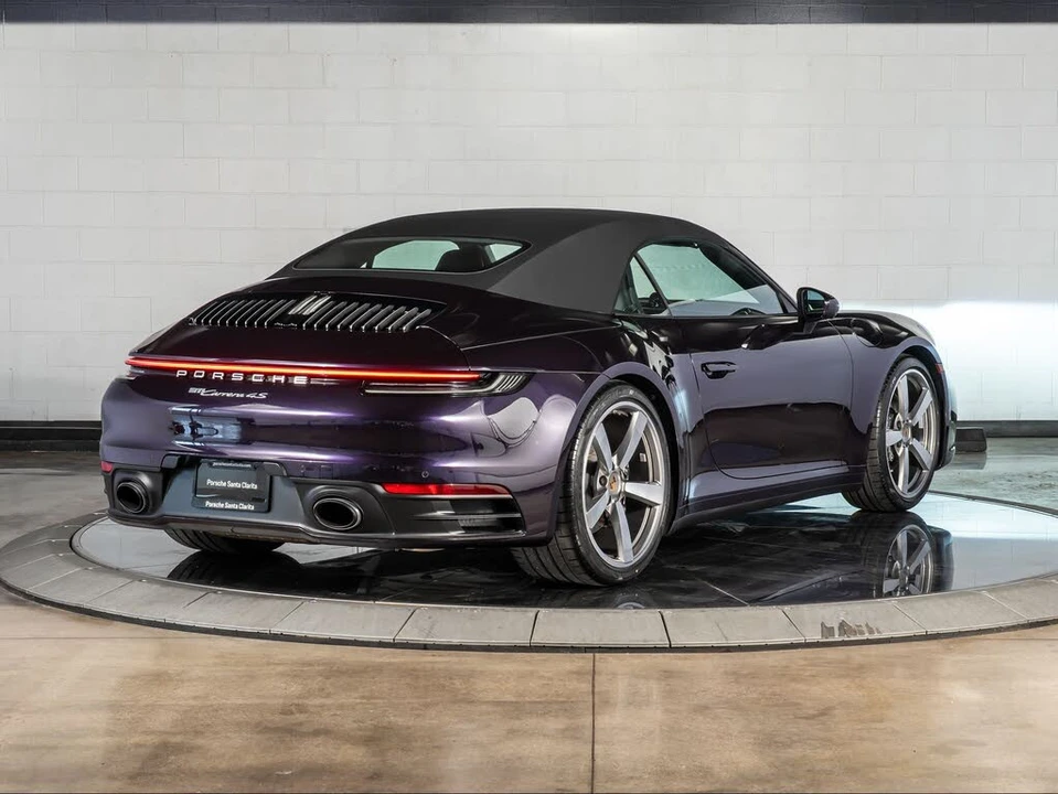 2021 Porsche 992 Carrera 4S - Image 15 of 31