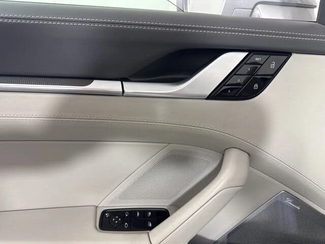 2021 Porsche 992 Carrera 4S - Image 23 of 31