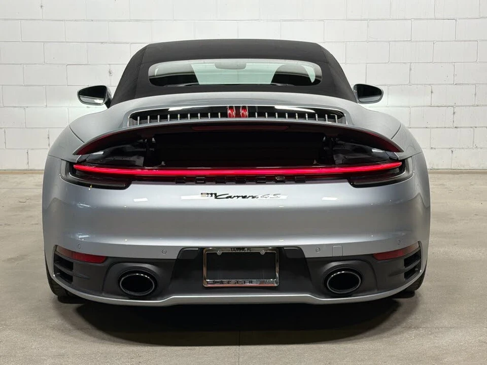 2021 Porsche 992 Carrera 4S - Image 8 of 31