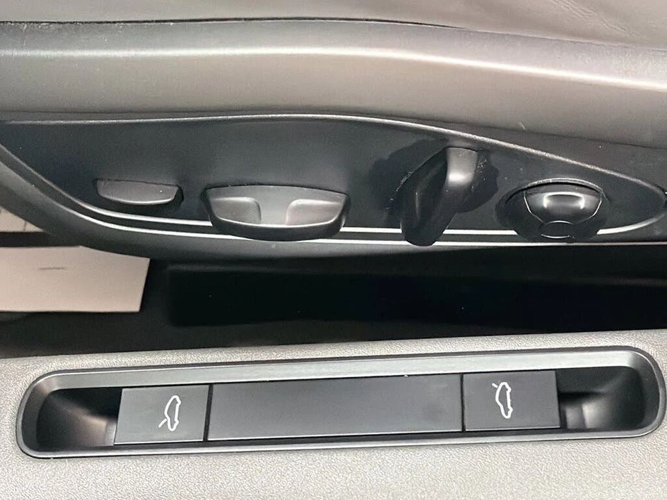 2021 Porsche 992 Carrera 4S - Image 23 of 31
