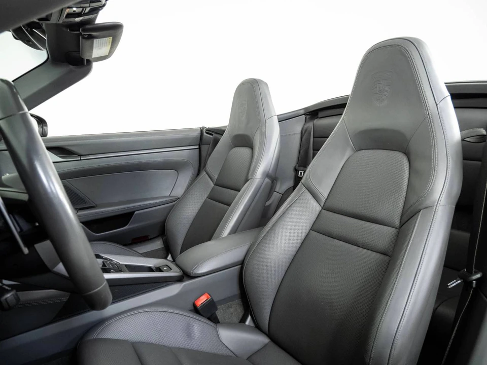 2021 Porsche 992 Carrera 4S - Image 5 of 5