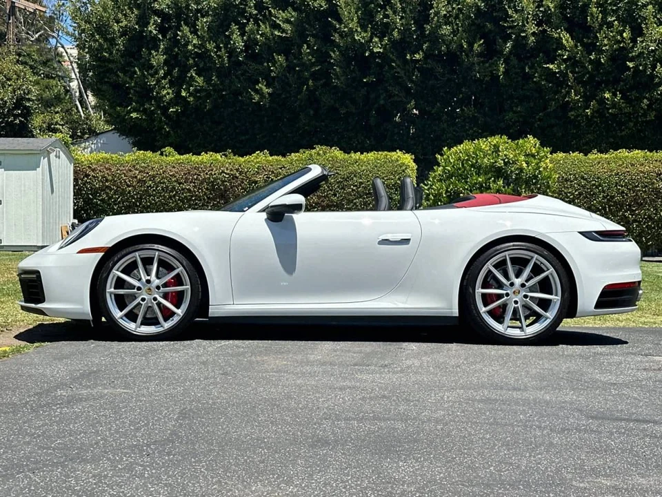 2021 Porsche 992 Carrera 4S - Image 2 of 5