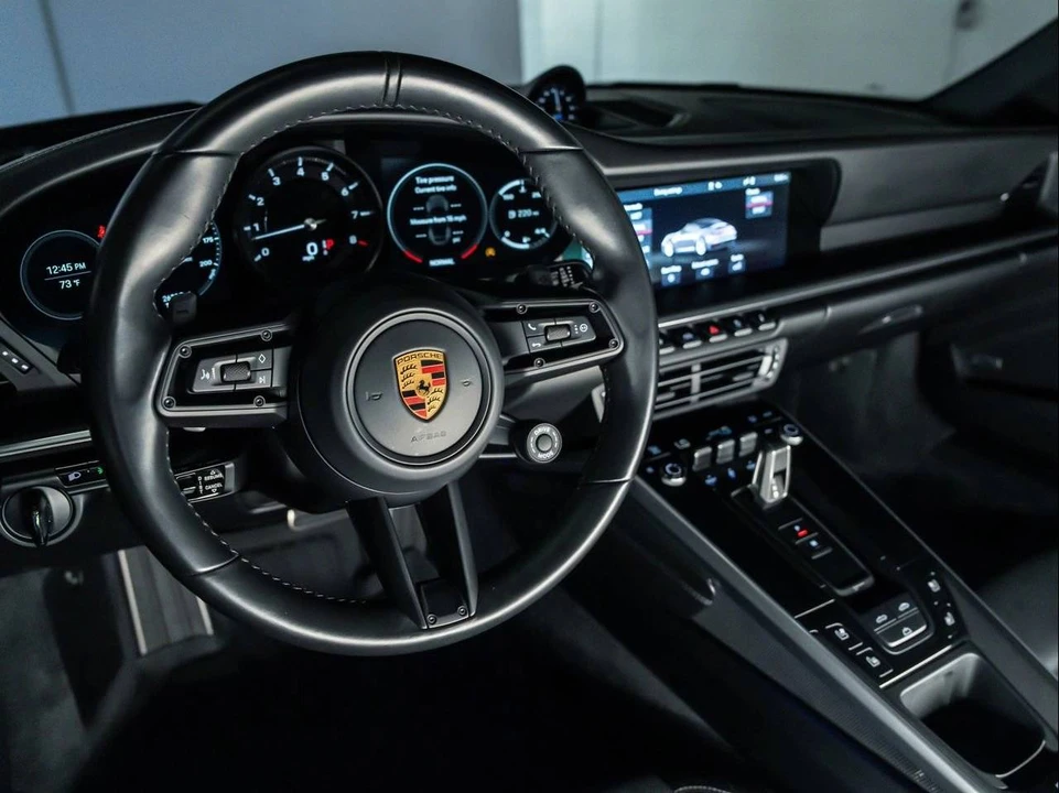 2021 Porsche 992 Carrera 4S - Image 4 of 5