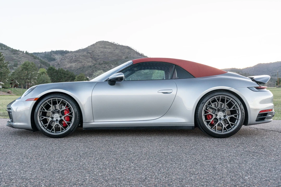 2021 Porsche 992 Carrera 4S - Image 16 of 31
