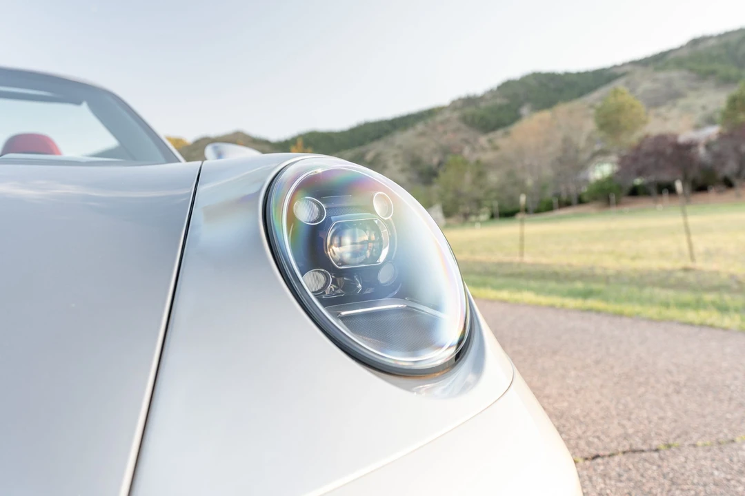 2021 Porsche 992 Carrera 4S - Image 24 of 31