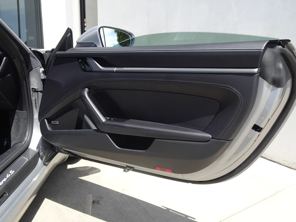 2021 Porsche 992 Carrera 4S - Image 17 of 22