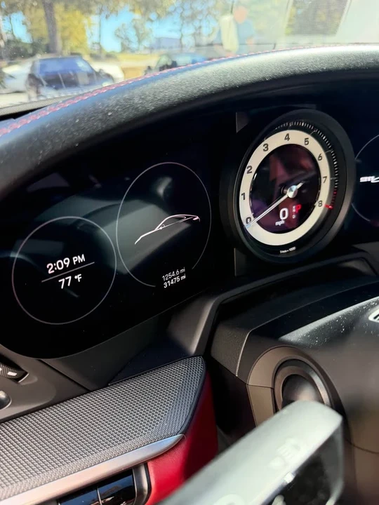 2021 Porsche 992 Carrera 4S - Image 10 of 18