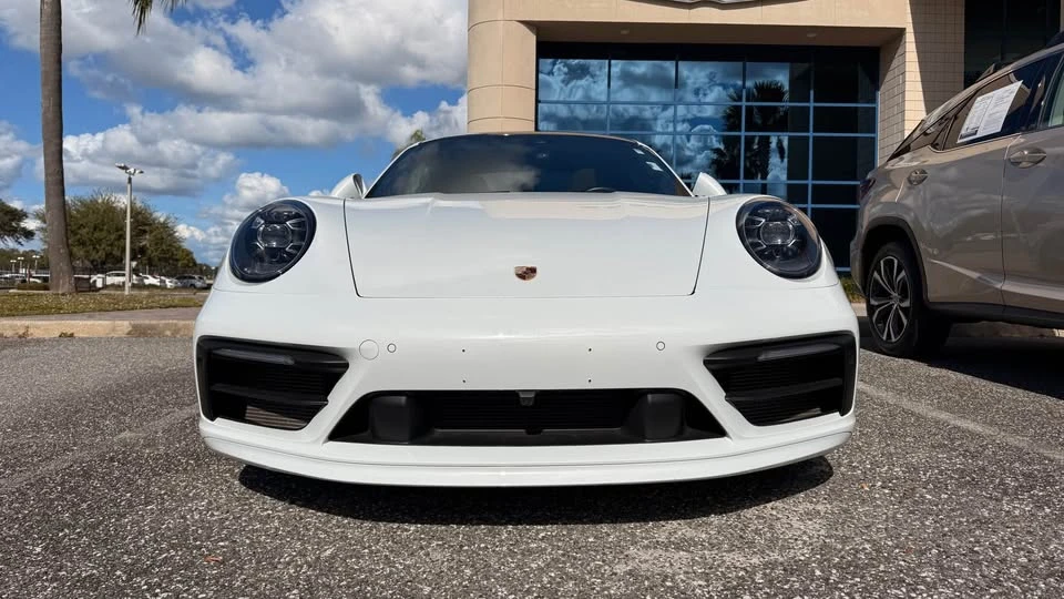 2021 Porsche 992 Carrera 4S - Image 3 of 8
