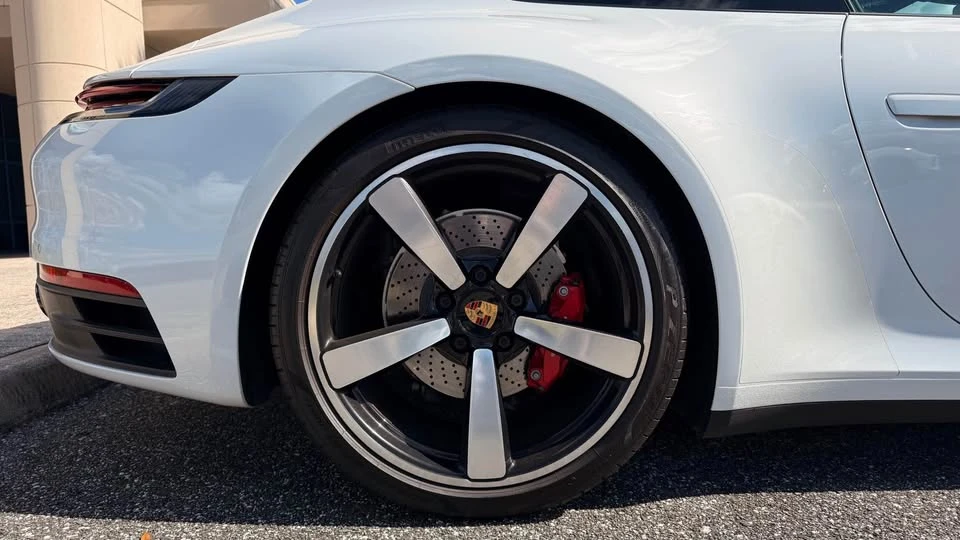 2021 Porsche 992 Carrera 4S - Image 7 of 8