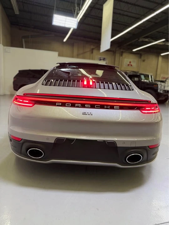 2021 Porsche 992 Carrera 4S - Image 6 of 7