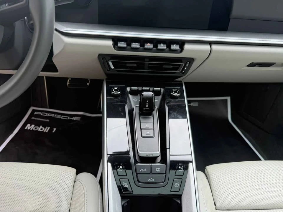2021 Porsche 992 Carrera 4S - Image 12 of 20