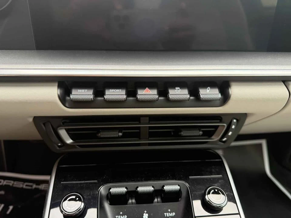 2021 Porsche 992 Carrera 4S - Image 16 of 20