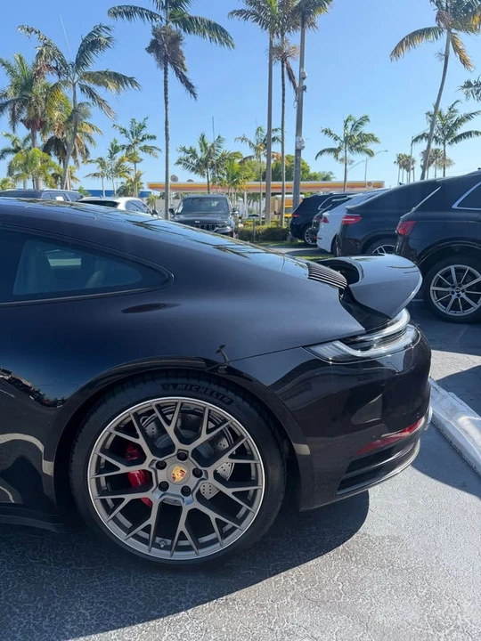 2021 Porsche 992 Carrera 4S - Image 11 of 20