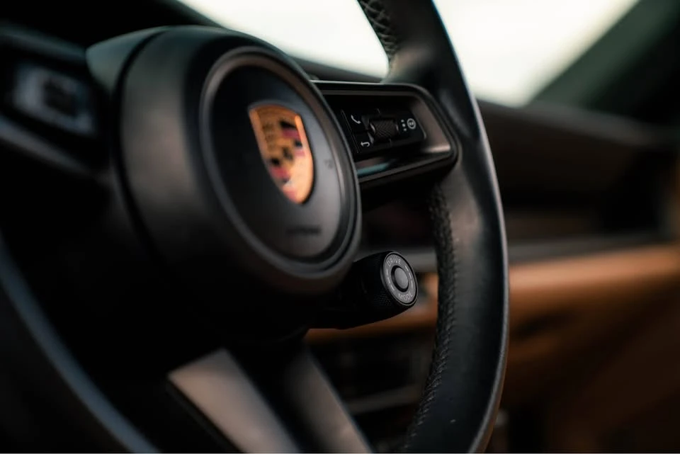 2021 Porsche 992 Carrera 4S - Image 8 of 11