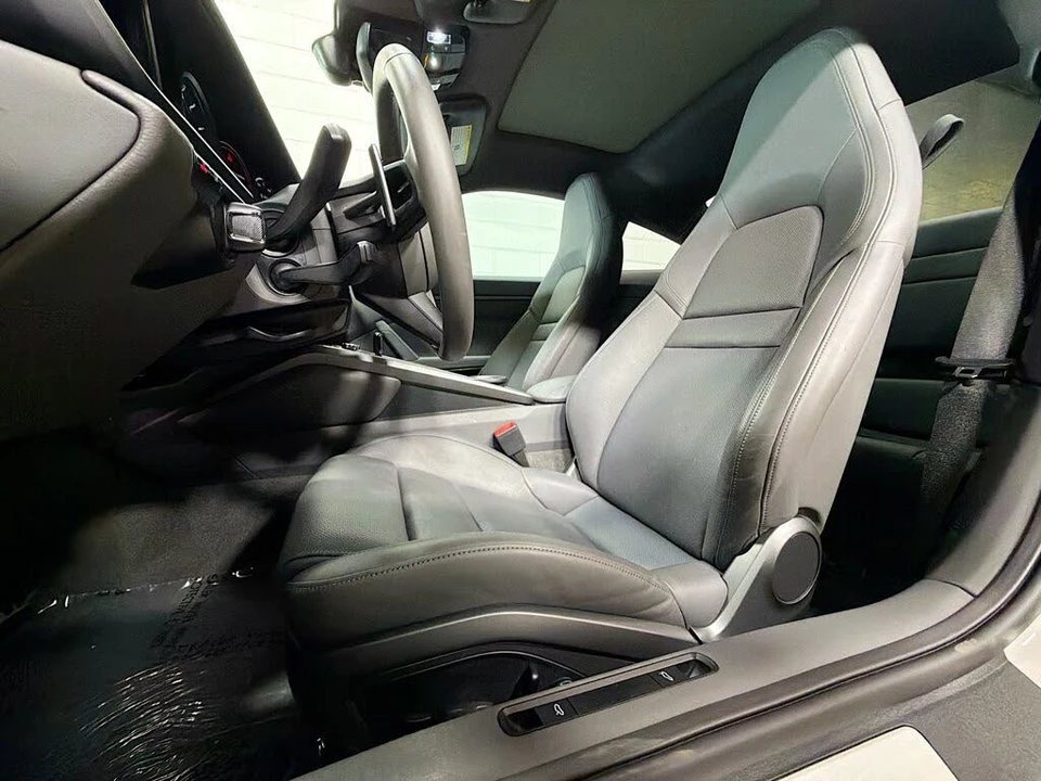2021 Porsche 992 Carrera 4S - Image 5 of 31