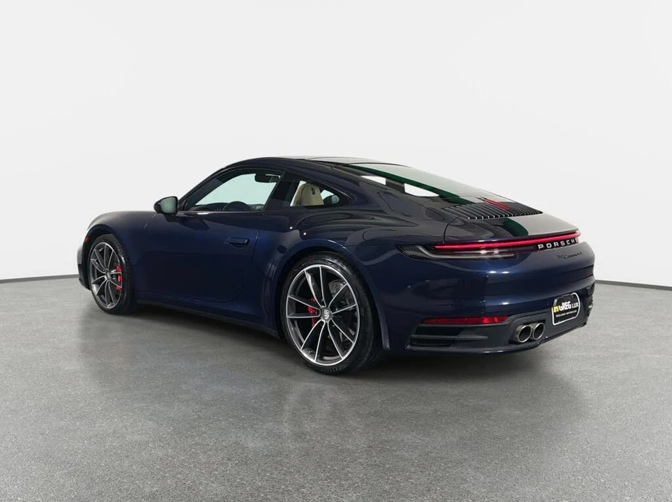 2021 Porsche 992 Carrera 4S - Image 10 of 31