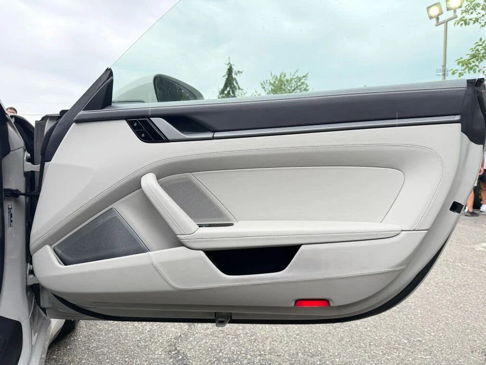 2021 Porsche 992 Carrera 4S - Image 24 of 31