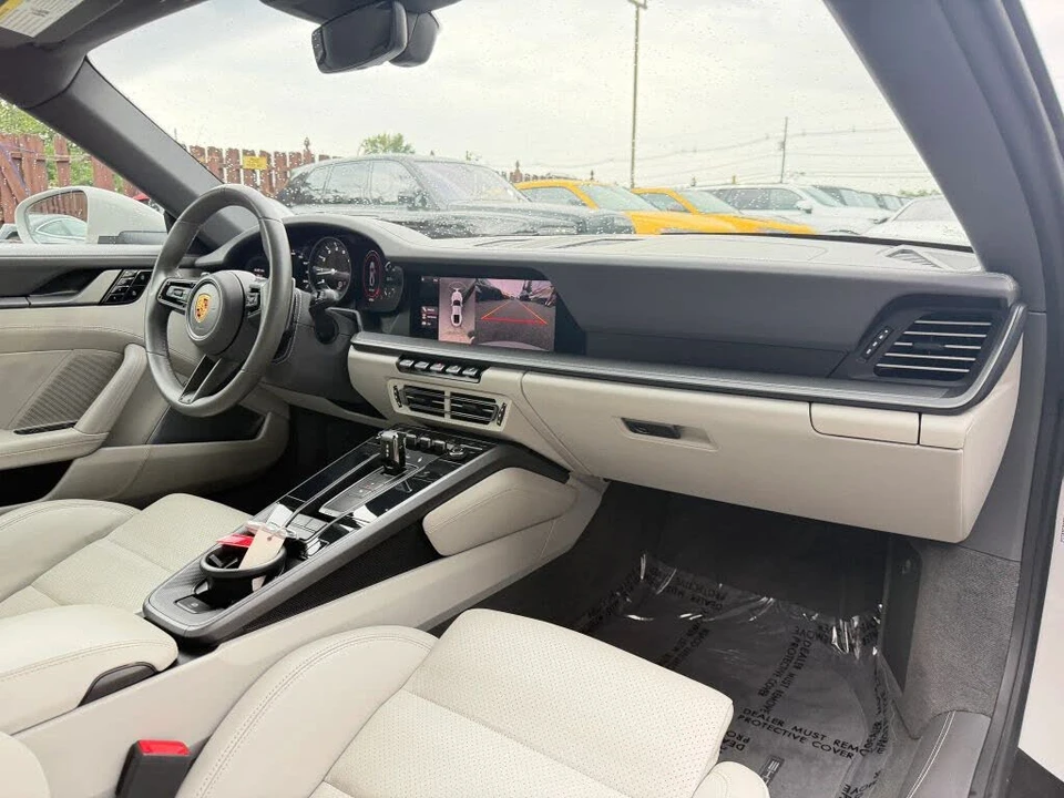 2021 Porsche 992 Carrera 4S - Image 28 of 31