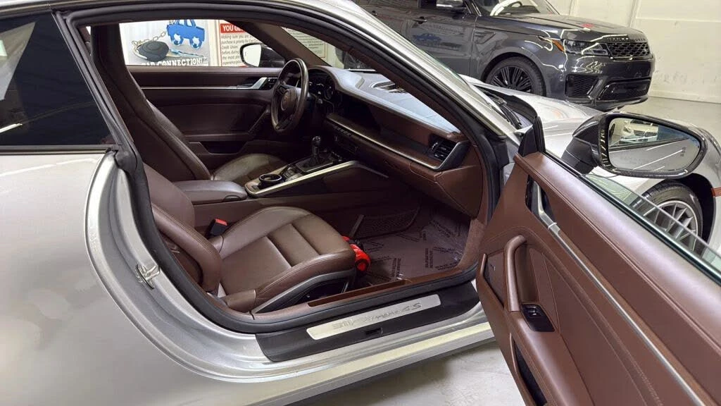 2021 Porsche 992 Carrera 4S - Image 17 of 25