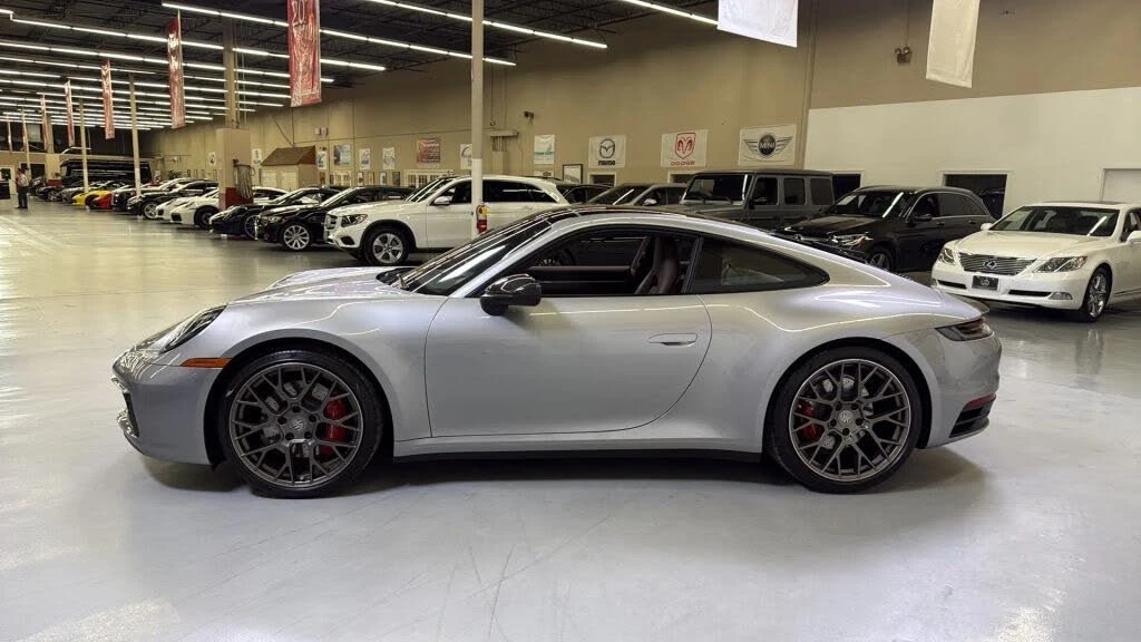 2021 Porsche 992 Carrera 4S - Image 9 of 25