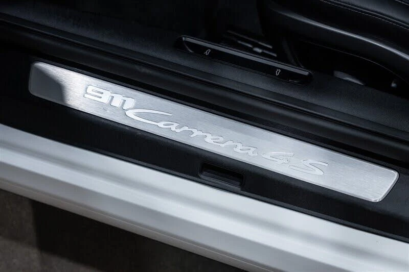 2021 Porsche 992 Carrera 4S - Image 26 of 31