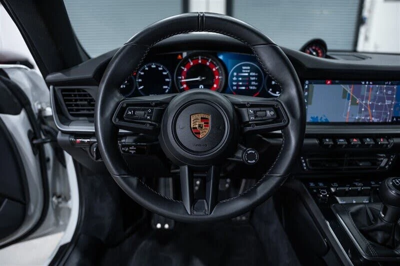 2021 Porsche 992 Carrera 4S - Image 19 of 31
