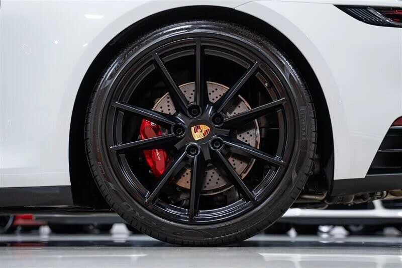 2021 Porsche 992 Carrera 4S - Image 13 of 31