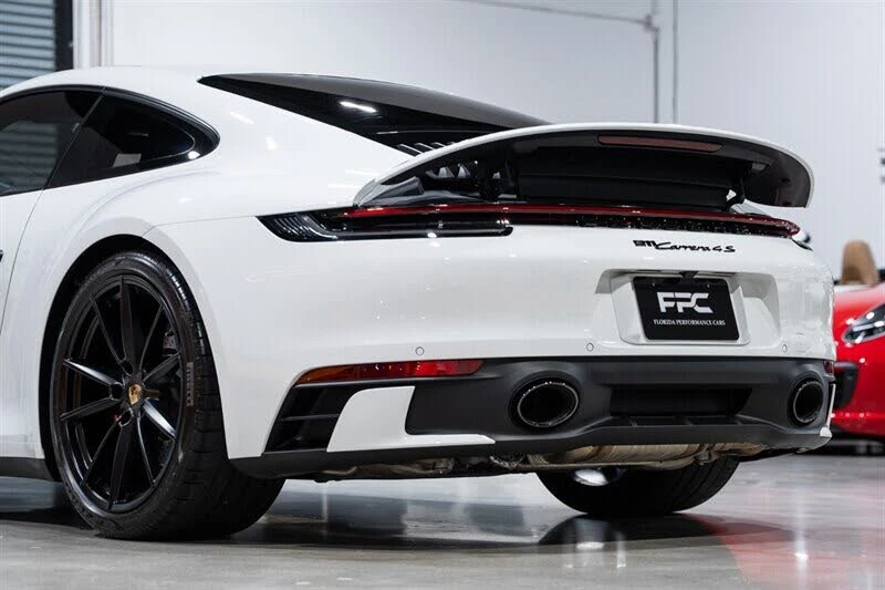 2021 Porsche 992 Carrera 4S - Image 14 of 31