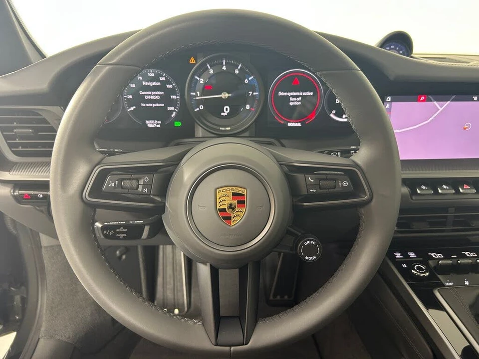 2021 Porsche 992 Carrera 4S - Image 17 of 31