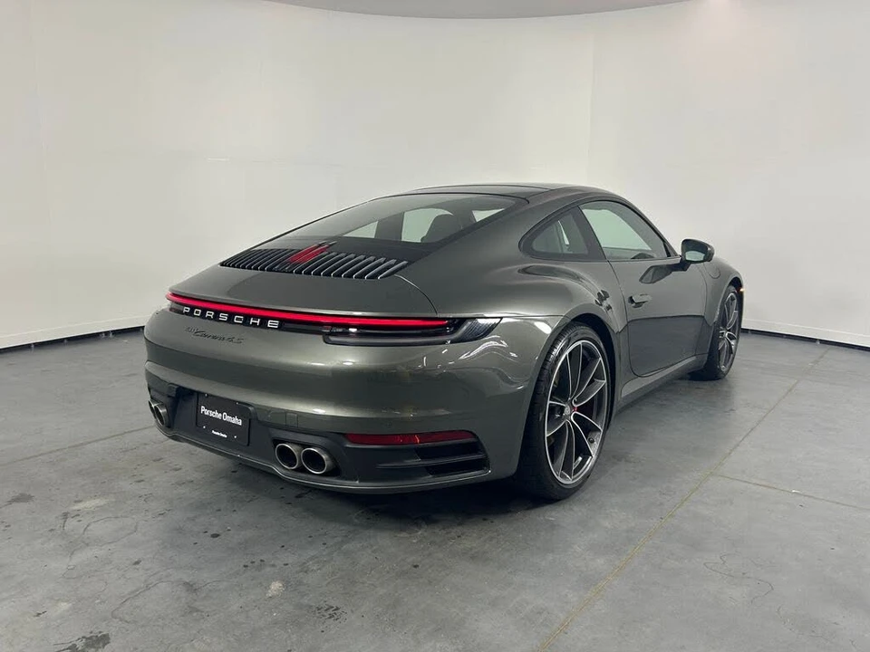 2021 Porsche 992 Carrera 4S - Image 7 of 31