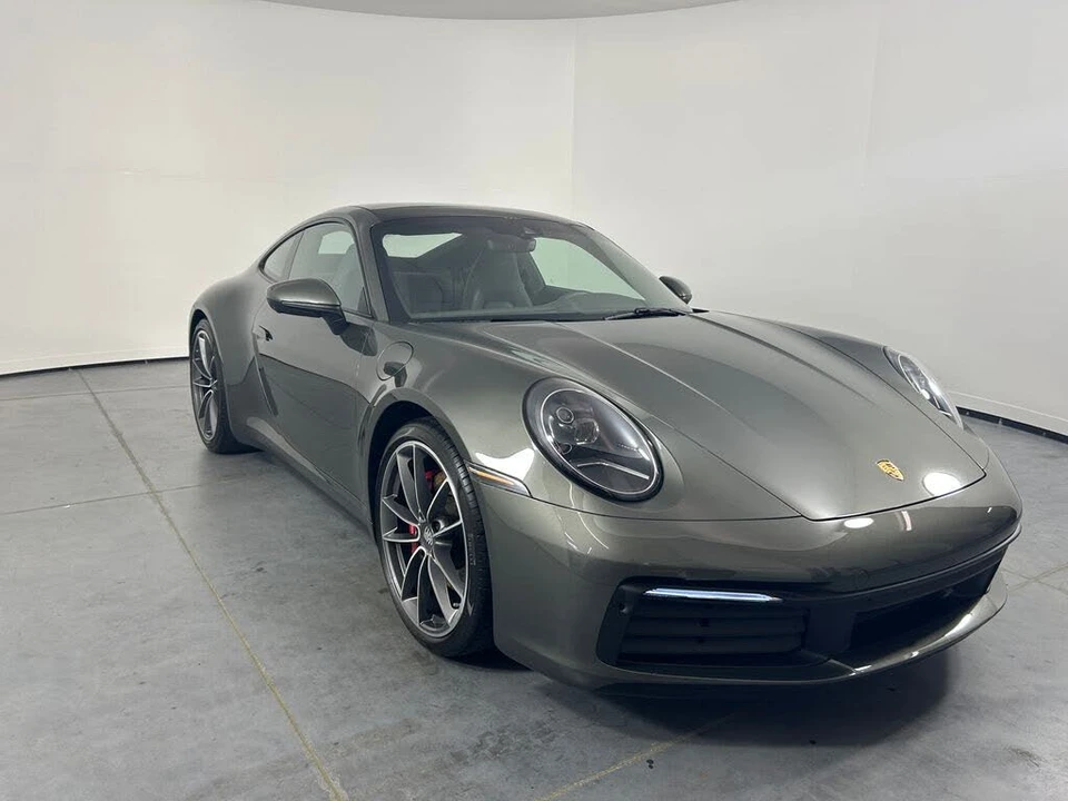2021 Porsche 992 Carrera 4S - Image 9 of 31