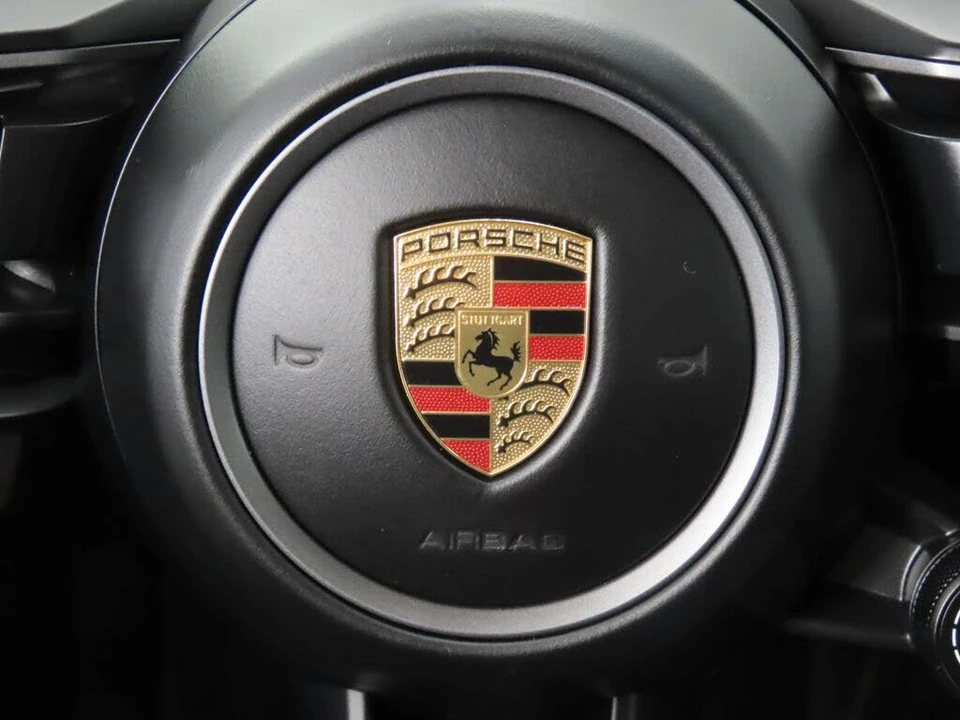 2021 Porsche 992 Carrera 4S - Image 18 of 31