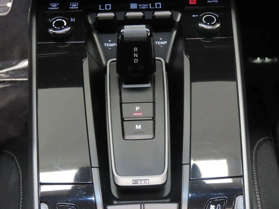 2021 Porsche 992 Carrera 4S - Image 24 of 31
